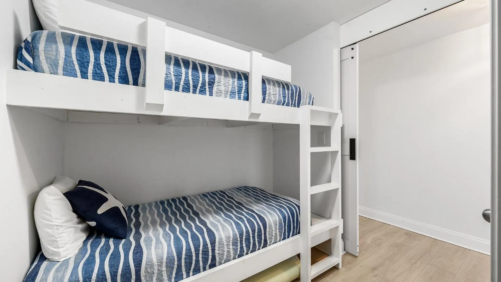 Apartment Laketown Wharf 0318 Panama City Beach United States